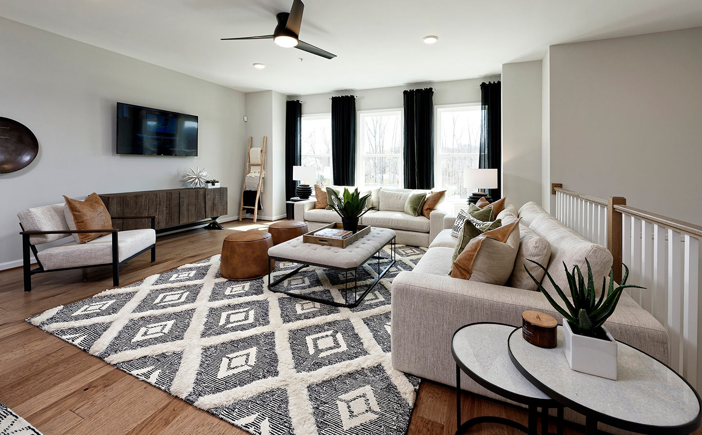 Family room living area at Riverbluff Vistas